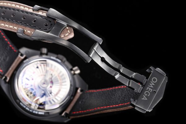 3(8) Omega Speedmaster 311.92.44.51.01.006 Pitch Black