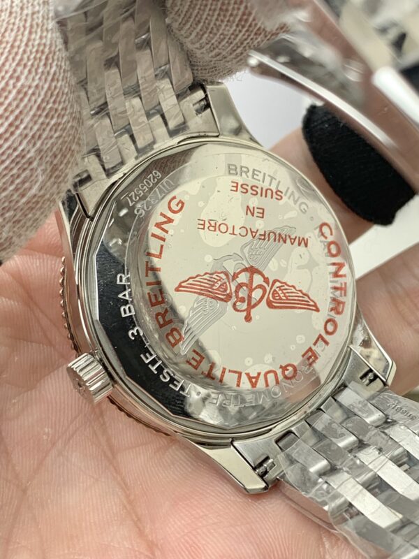 3(8) Breitling Navitimer Automatic 41 U17326211G1U1