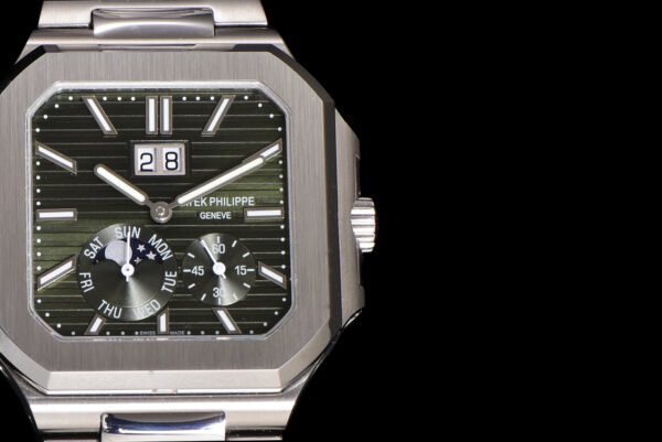 4 (11) Patek Philippe Cubitus 5822 Green Dial TWF