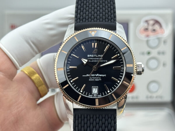 4 Breitling Superocean Heritage B20 Automatic 42 Black Dial GF