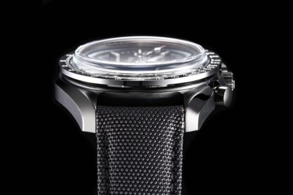 4(1) Omega Speedmaster 311.92.44.51.01.007 Black Black