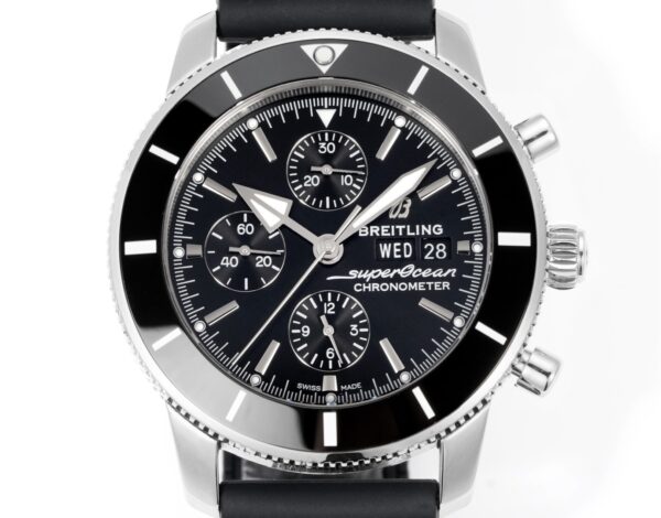 4(1) Breitling Superocean Heritage Chronograph 44 Black Dial