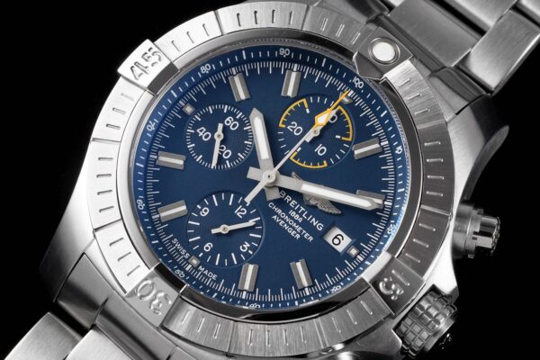 Breitling Avenger B01 Chronograph 45 AB01821A1C1A1