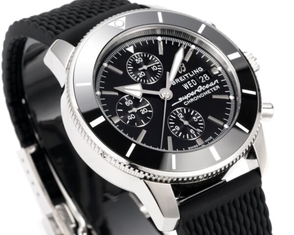 4(2) Breitling Superocean Heritage Chronograph 44 Black Dial