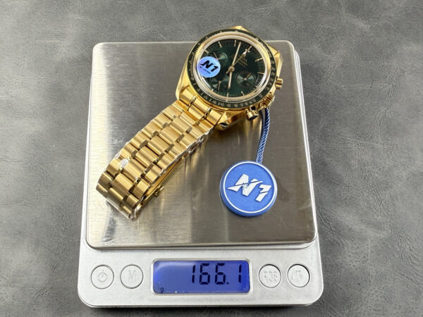4(2) Omega Speedmaster Professional Moonwatch 310.60.42.50.10.001