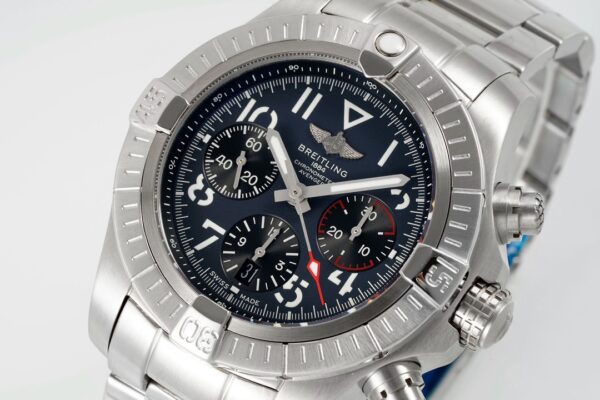 Breitling Avenger B01 Chronograph 45 Gray Dial steel bracelet