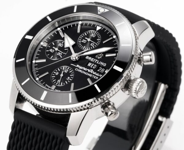 4(4) Breitling Superocean Heritage Chronograph 44 Black Dial