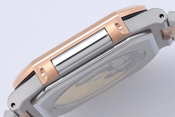 4(6) Patek Philippe Cubitus 5821/1A-001 Blue Dial PPF