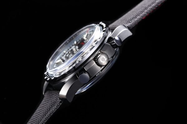 4(6) Omega Speedmaster 311.92.44.51.01.007 Black Black