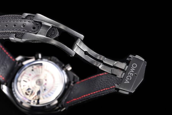 4(7) Omega Speedmaster 311.92.44.51.01.007 Black Black