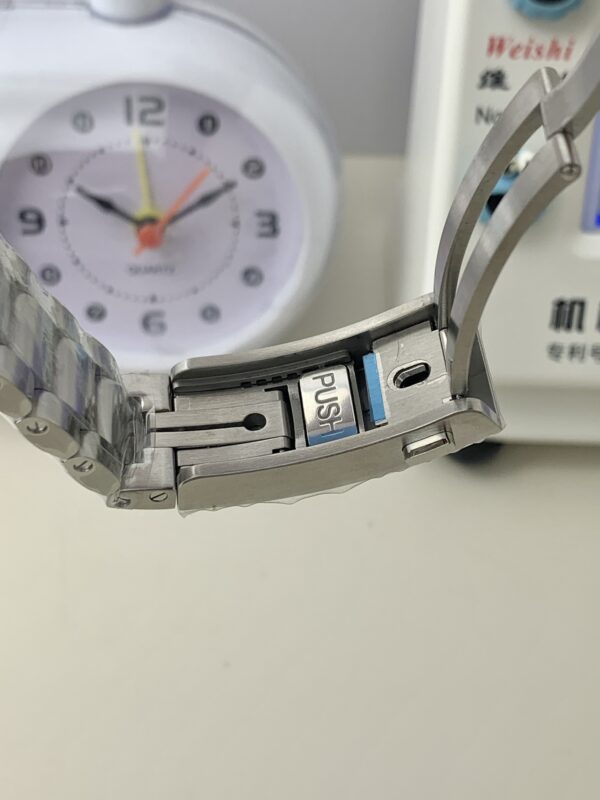 Omega Seamaster Planet Ocean Ultra Deep 600M VRF