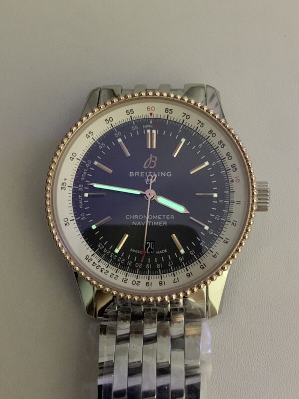 4(8) Breitling Navitimer Automatic 41 U17326211M1A1