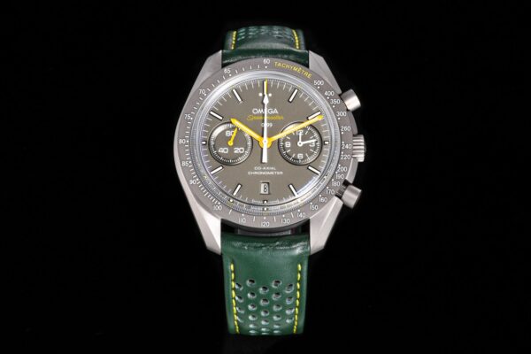 5 Omega Speedmaster 311.92.44.51.99.001 Grey Dial