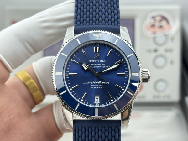 5 Breitling Superocean Heritage B20 Automatic 42 Blue Dial GF