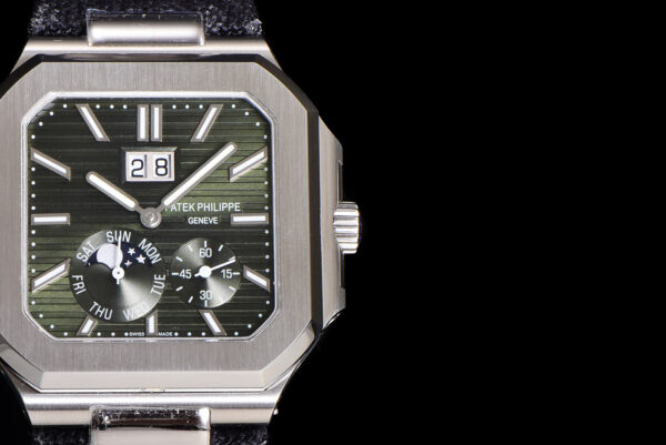 5(1) Patek Philippe Cubitus 5822 Olive Green Dial TWF