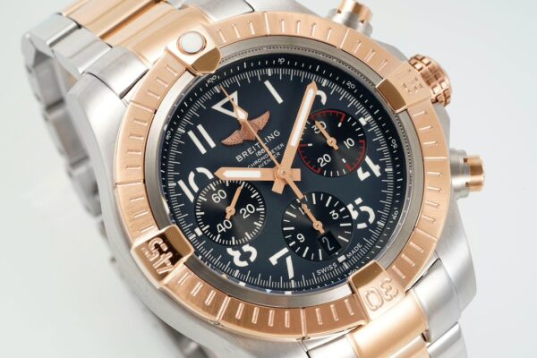 5(1) Breitling Avenger B01 Chronograph 45 UB01821A1B1U1 Gray Dial