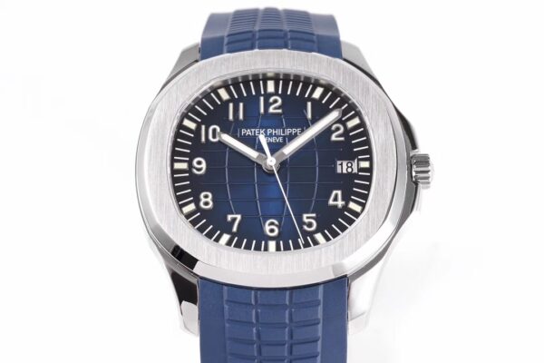 5(1) Patek Philippe Aquanaut 5168G-001 ZF