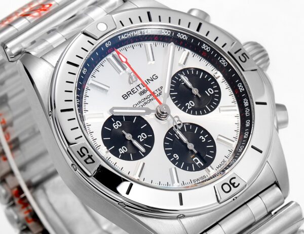 5(2) Breitling Chronomat B01 42mm AB0134101G1A1 BLS