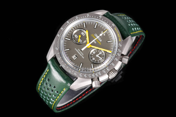 5(4) Omega Speedmaster 311.92.44.51.99.001 Grey Dial