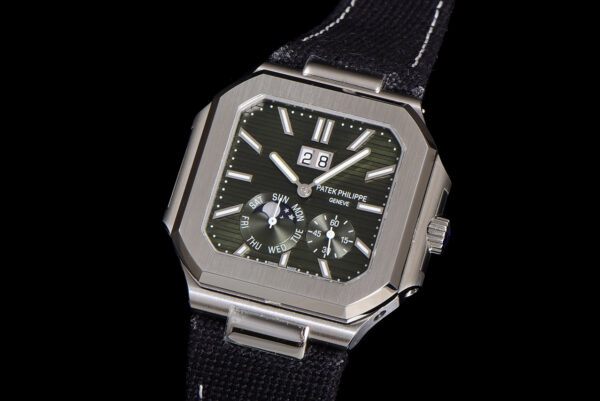 5(4) Patek Philippe Cubitus 5822 Olive Green Dial TWF