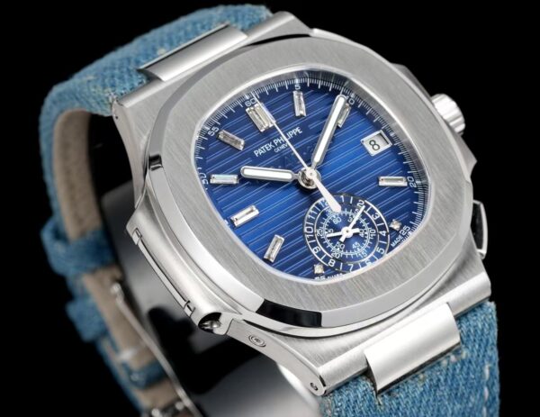 5(5) (1) Patek Philippe Nautilus Chronograph 5980R 3K