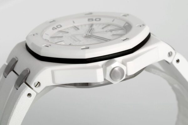 55 Royal Oak Offshore 15707 42mm ZF