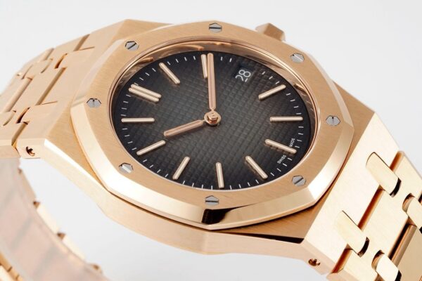 555 Royal Oak Offshore 39mm 16202OR ZF