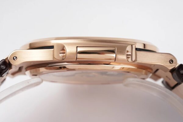 5(6) Patek Philippe Nautilus 5711 Dark brown gradient Dial PPF
