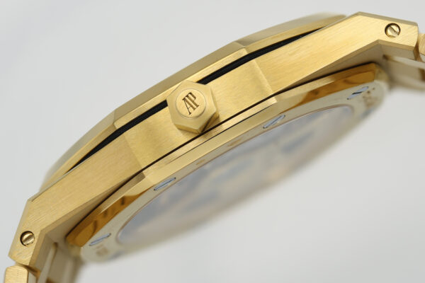 6 Royal Oak Offshore 39mm 16202BA ZF