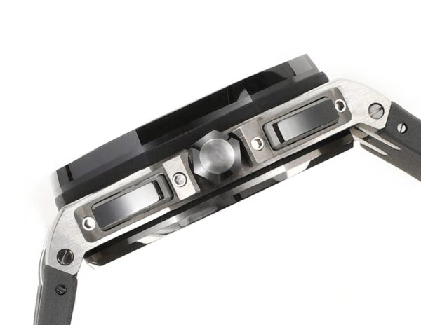 6 Royal Oak Offshore 44mm 26400lO JJF