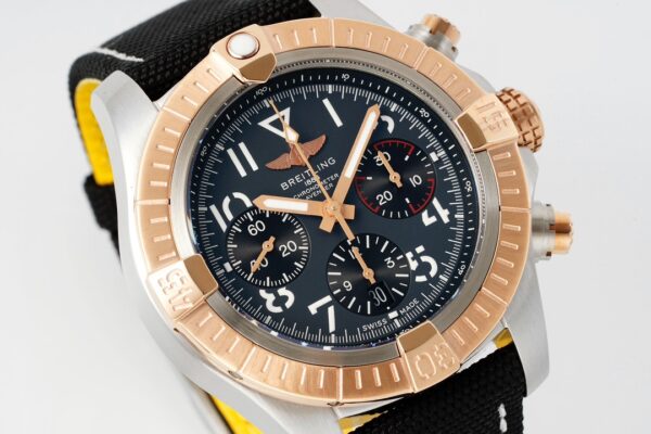 6(1) Breitling Avenger B01 Chronograph 45 UB01821A1B1X2 Gray Dial