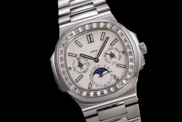 Patek Philippe Nautilus 5740/1G-001