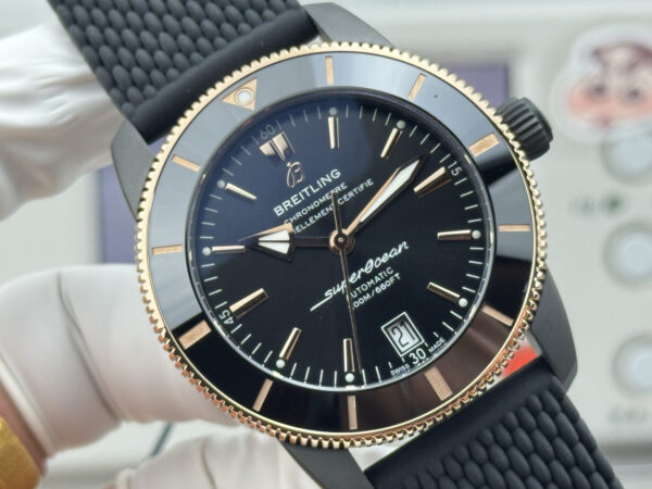 6(3) GF Breitling Superocean Heritage B20 Automatic 42 Black Dial