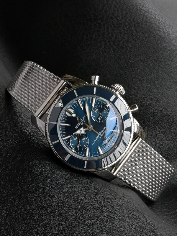 6(4) Breitling Superocean Heritage B01 Chronograph 42 Blue Dial
