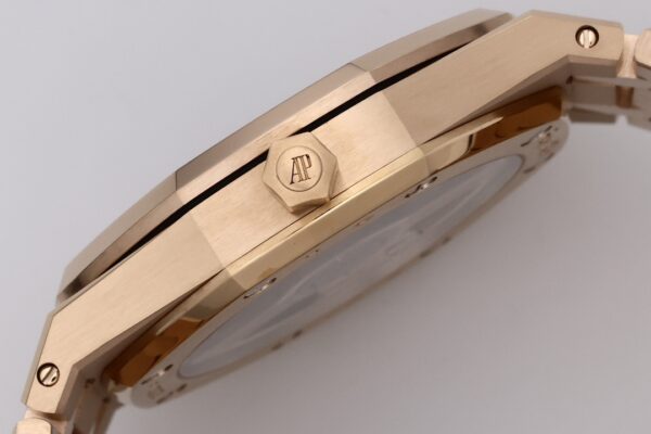 Royal Oak Offshore 39mm 16204OR ZF