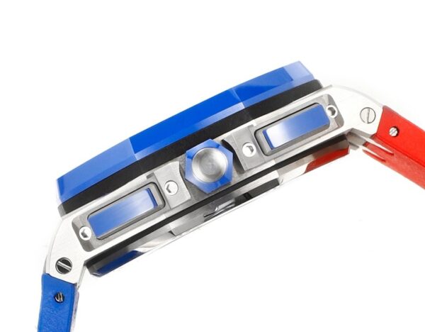 66 Royal Oak Offshore 44mm 26400SO JJF