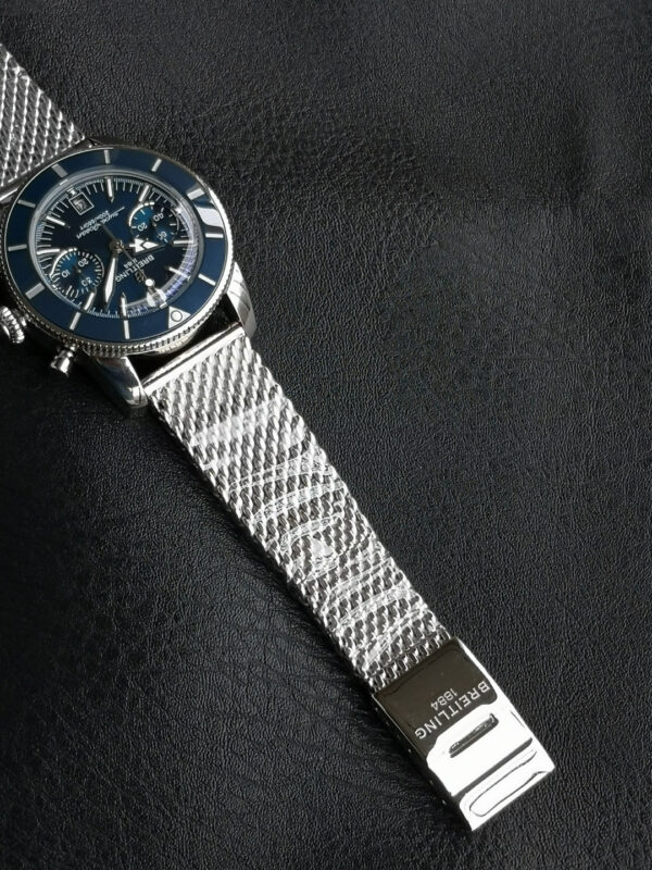 6(6) Breitling Superocean Heritage B01 Chronograph 42 Blue Dial