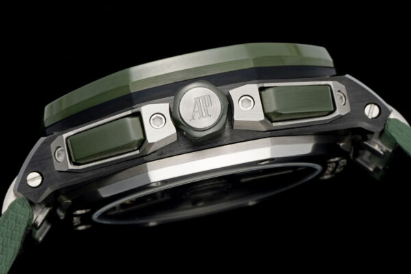 666 Royal Oak Offshore 43mm 26420CE