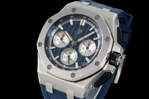 666 Royal Oak Offshore 43mm 26420TI