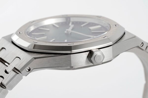 Royal Oak Offshore 39mm 16202PT ZF