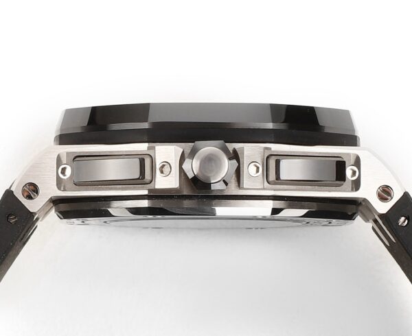 7 Royal Oak Offshore 44mm 26400SO JJF