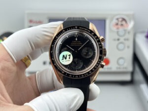 7 Omega Speedmaster Professional Moonwatch 310.63.42.50.01.001