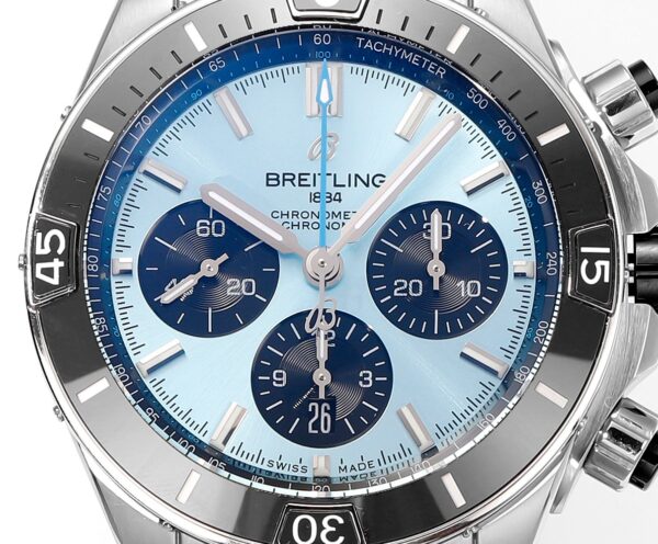 7(3) Breitling Super Chronomat B01 44 AB0136251C1A1 BLS