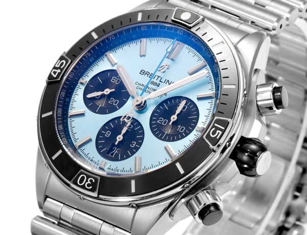 7(4) Breitling Super Chronomat B01 44 AB0136251C1A1 BLS