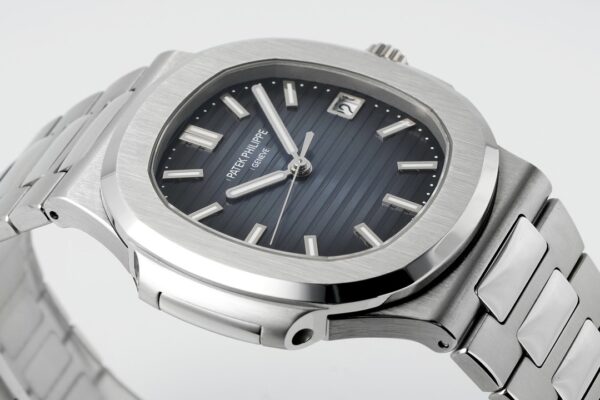 Patek Philippe Nautilus 5711/1A-001 Drak Blue Dial PPF