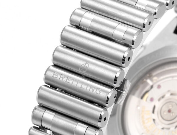 7(8) Breitling Super Chronomat B01 44 AB0136251C1A1 BLS