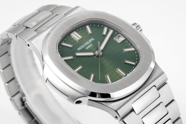 Patek Philippe Nautilus 5711/1A-014 Olive Green Dial PPF