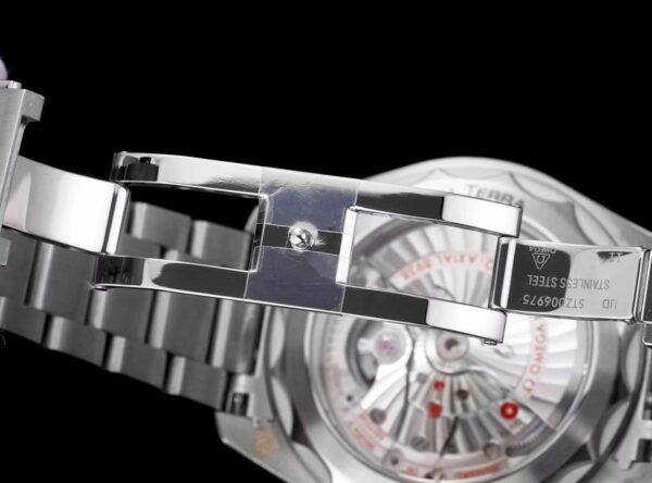Omega Seamaster Aqua Terra 150M GMT Worldtimer White Dial