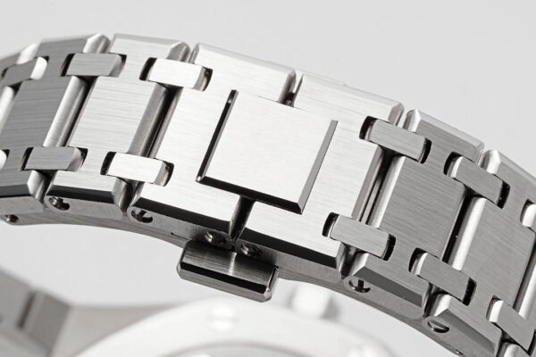 Royal Oak Offshore 39mm 16202PT ZF