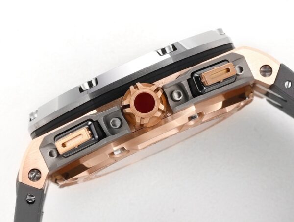 Royal Oak Offshore 44mm 26568OM JJF